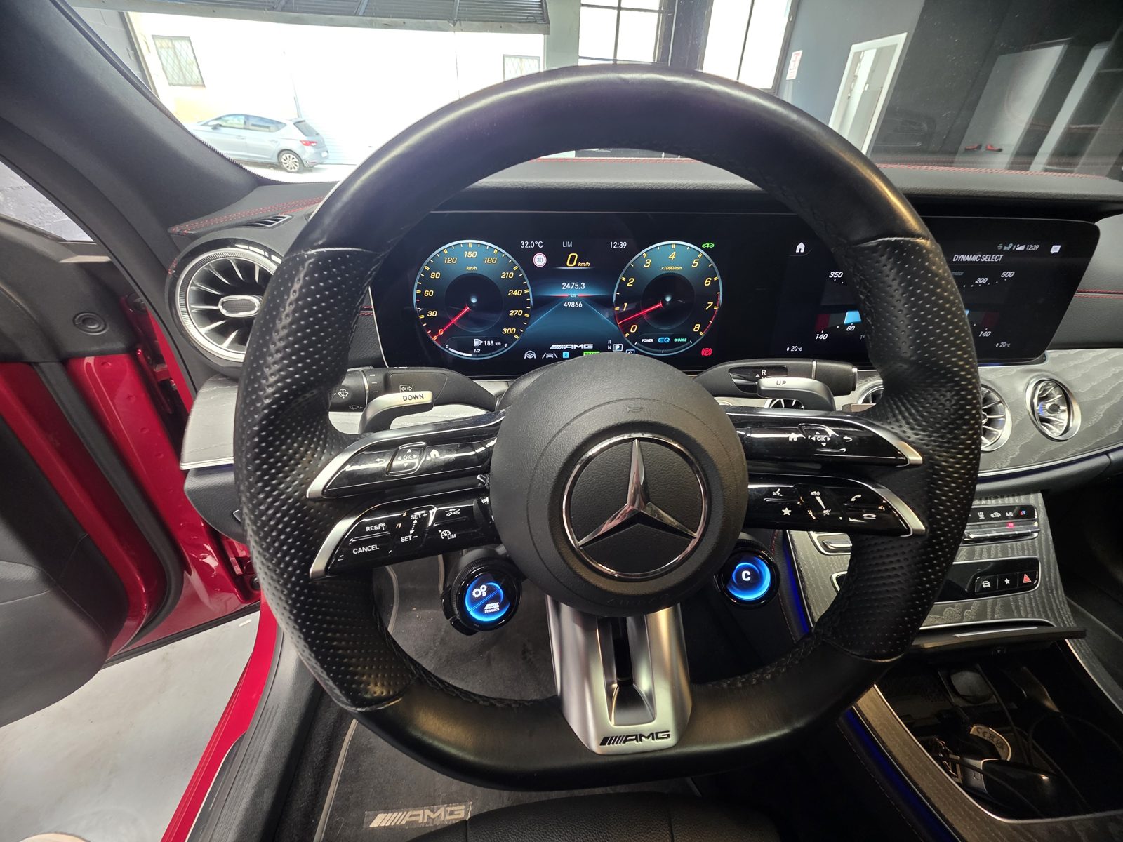 Volante AMG con mandos