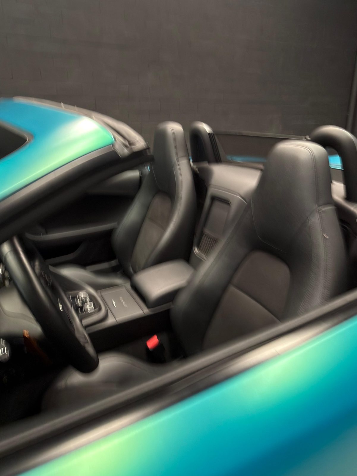 Habitáculo del F-Type descapotado