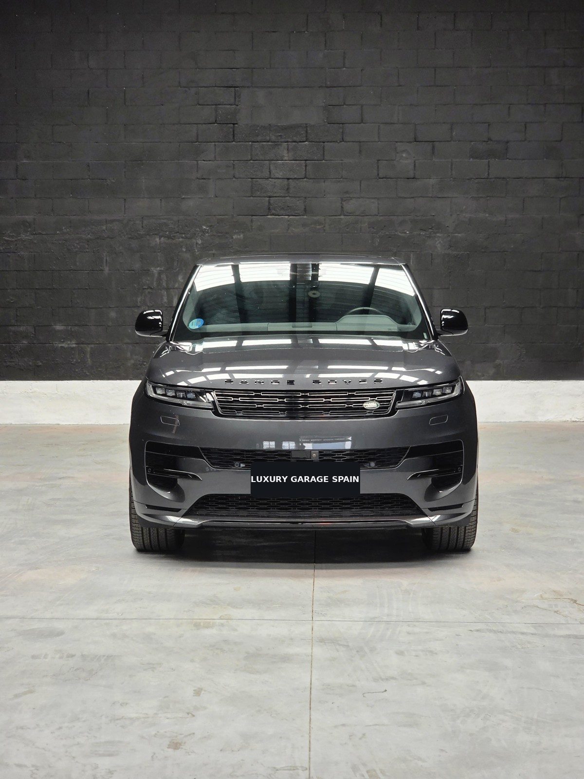 Range Rover Sport gris Borasco, vista frontal